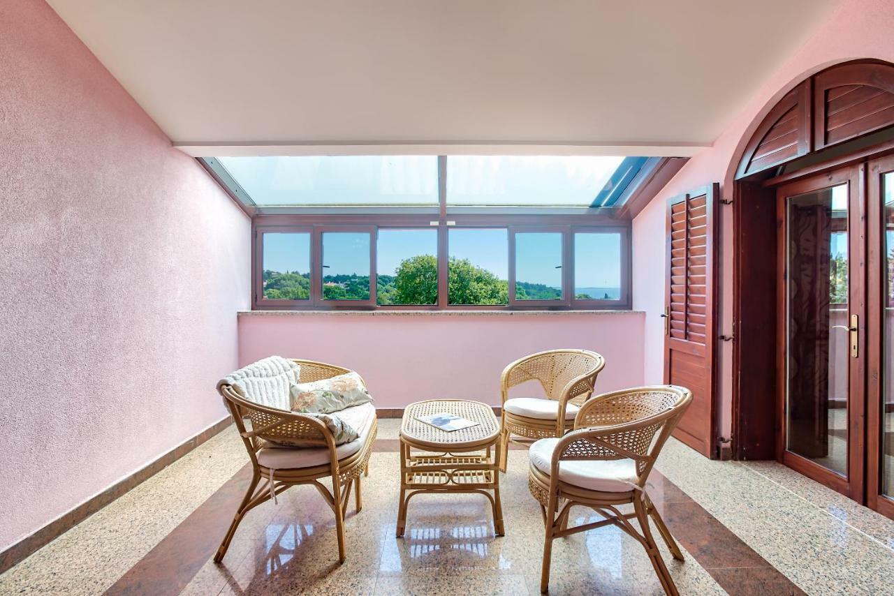 Villa Valentina Premantura Exteriör bild